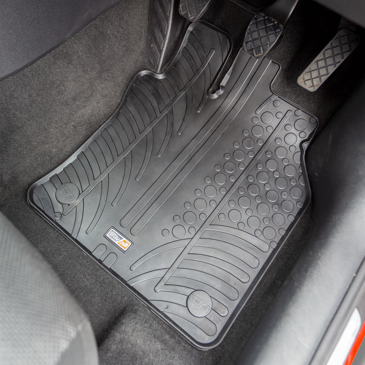 TRAVALL Audi Q2 Premium Rubber Car Mats (2016- )