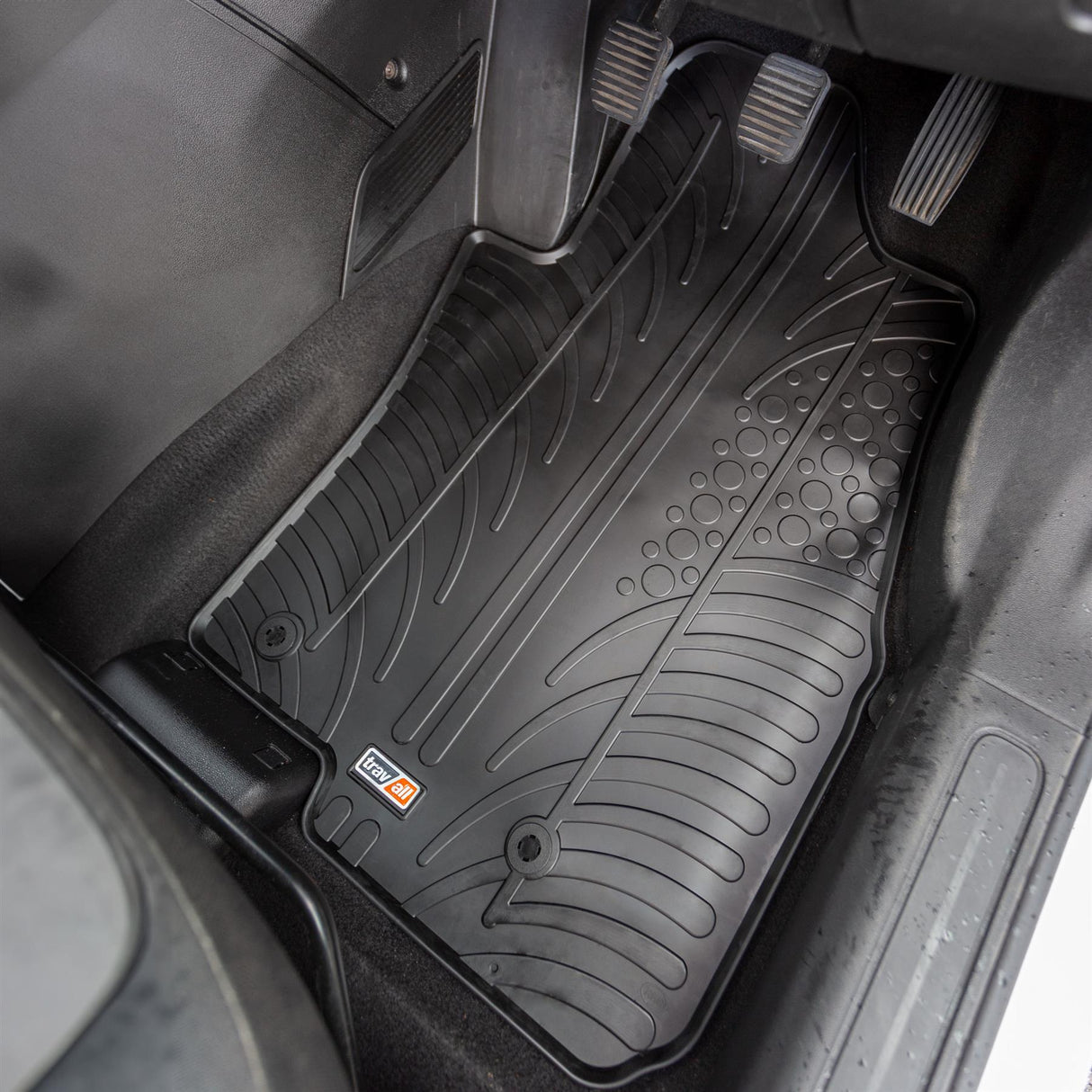 TRAVALL Fiat Punto Hatchback Premium Rubber Car Mats (2012-2018)