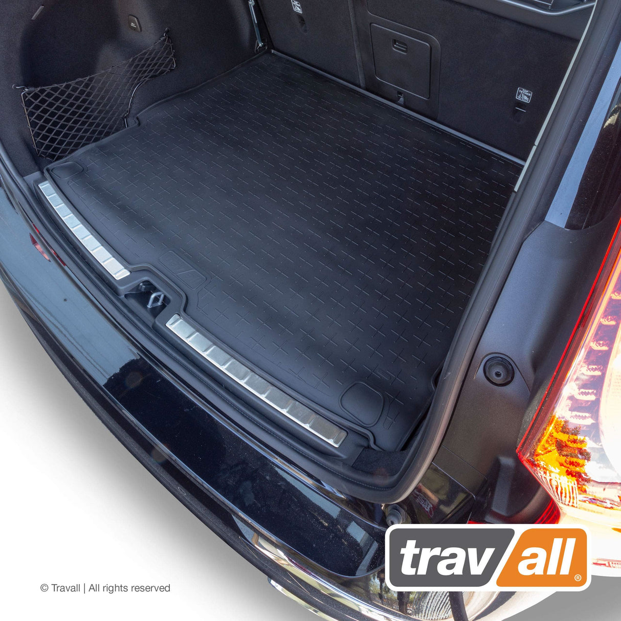 TRAVALL Volvo XC60 Premium Rubber Boot Mats Liner (2017-Onwards)