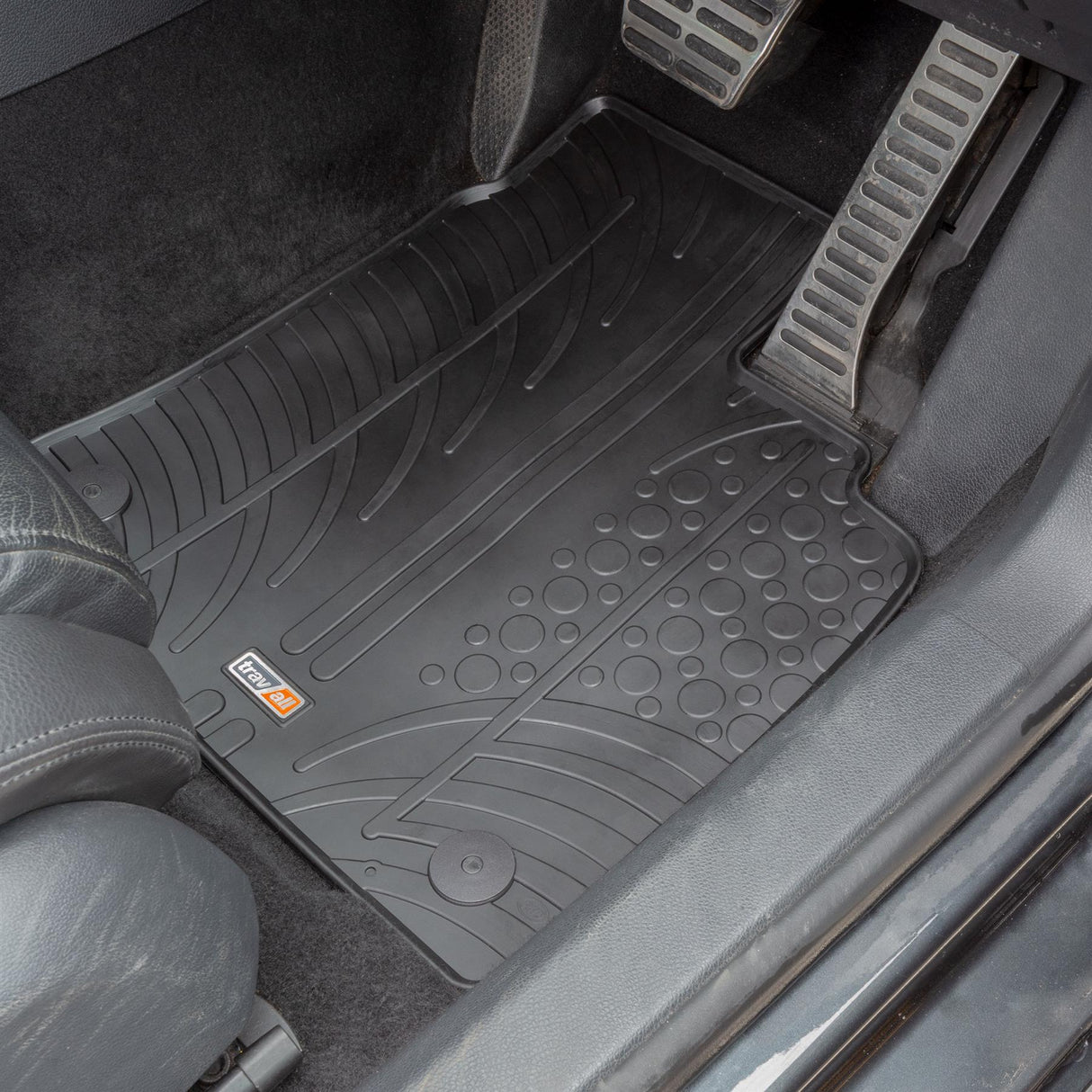 TRAVALL VW Golf Premium Rubber Car Mats (2003-2012)