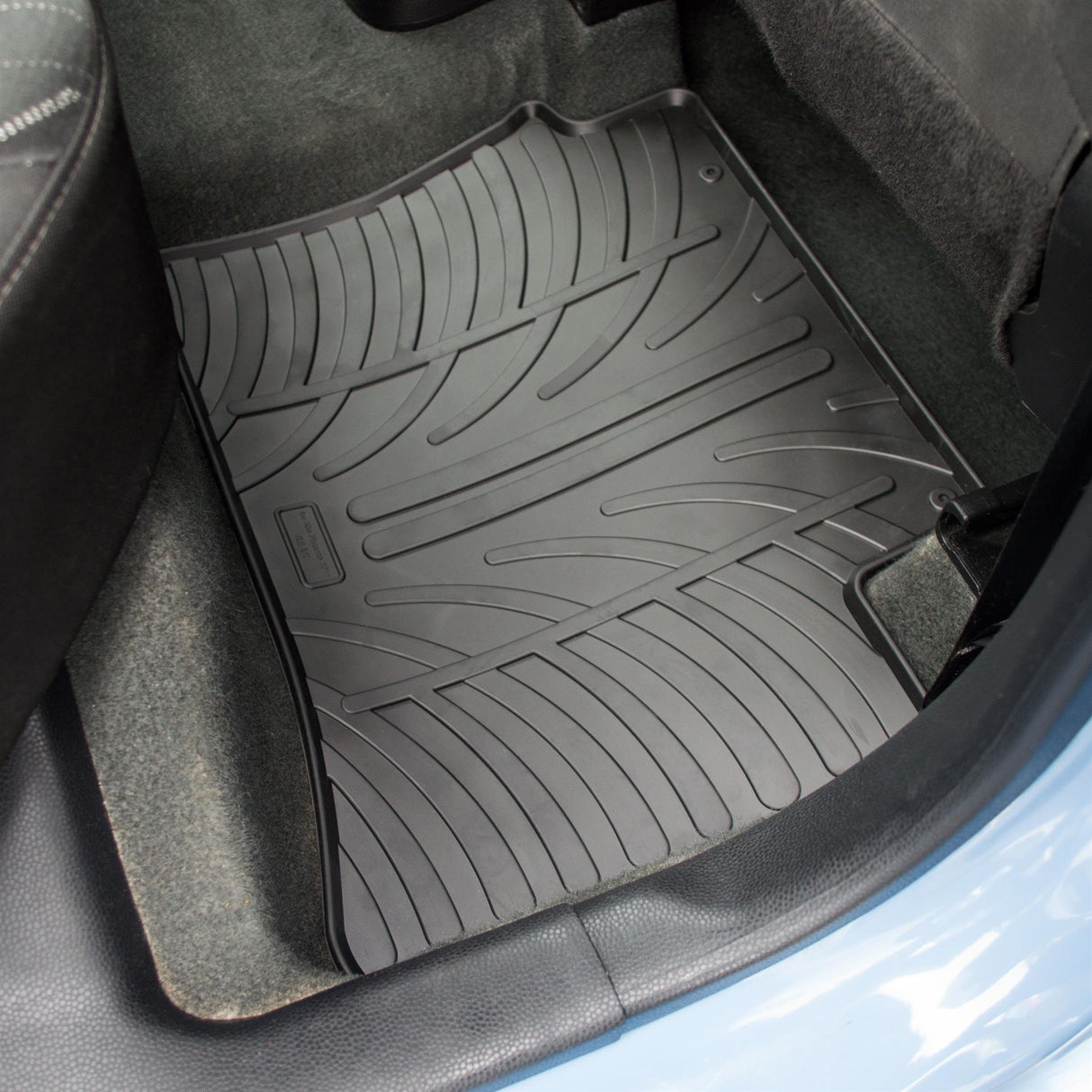 TRAVALL Kia Picanto Premium Rubber Car Mats (2011-2015)