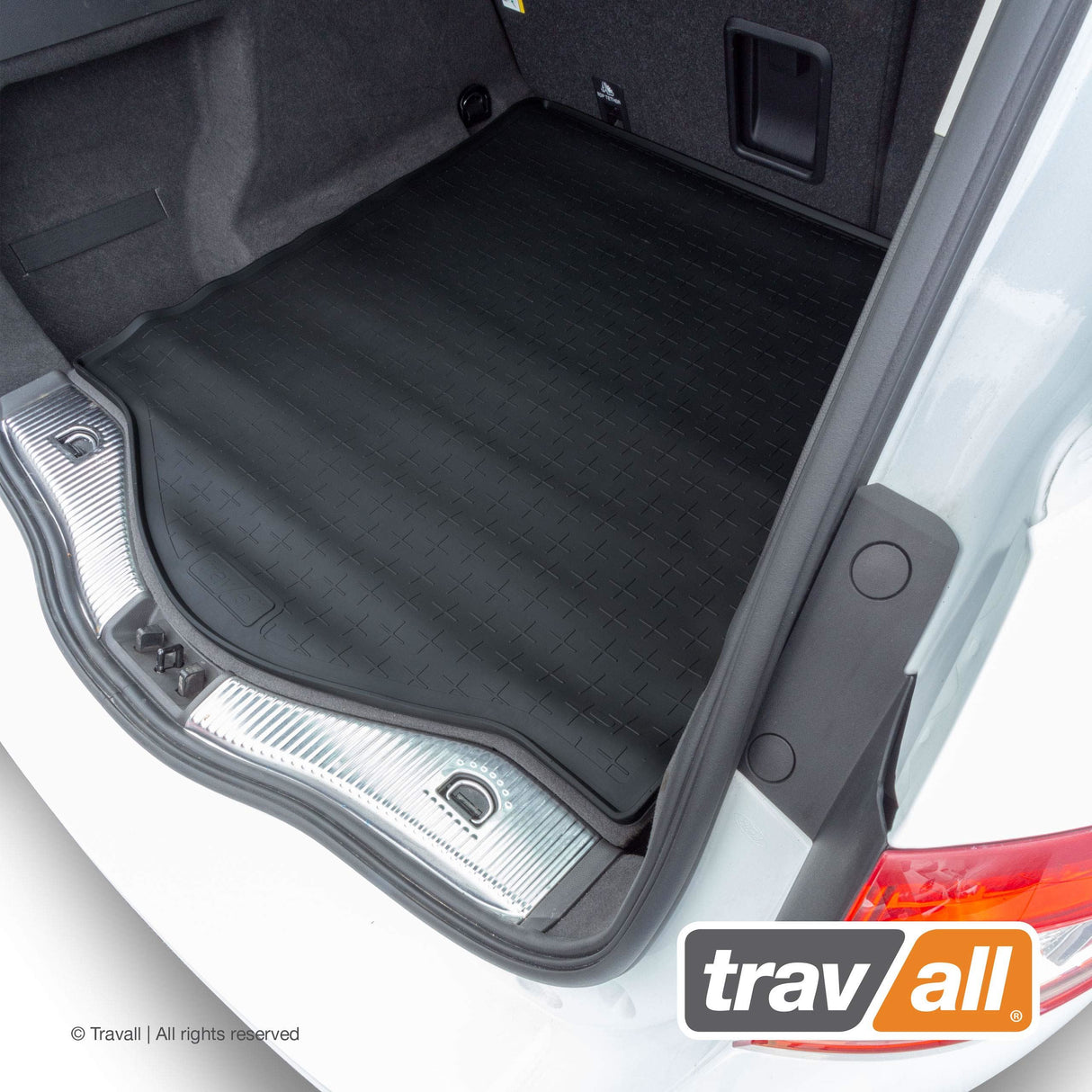 TRAVALL Ford Mondeo Estate Premium Rubber Boot Mats Liner (2014-2022)