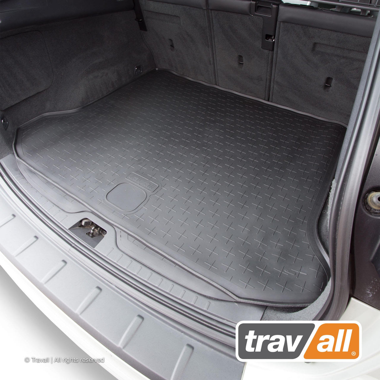 TRAVALL Volvo XC60 Premium Rubber Boot Mats Liner (2008-2017)