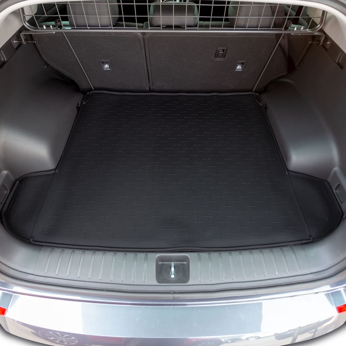 TRAVALL Hyundai Tucson Premium Rubber Boot Mats Liner (2015-2018)