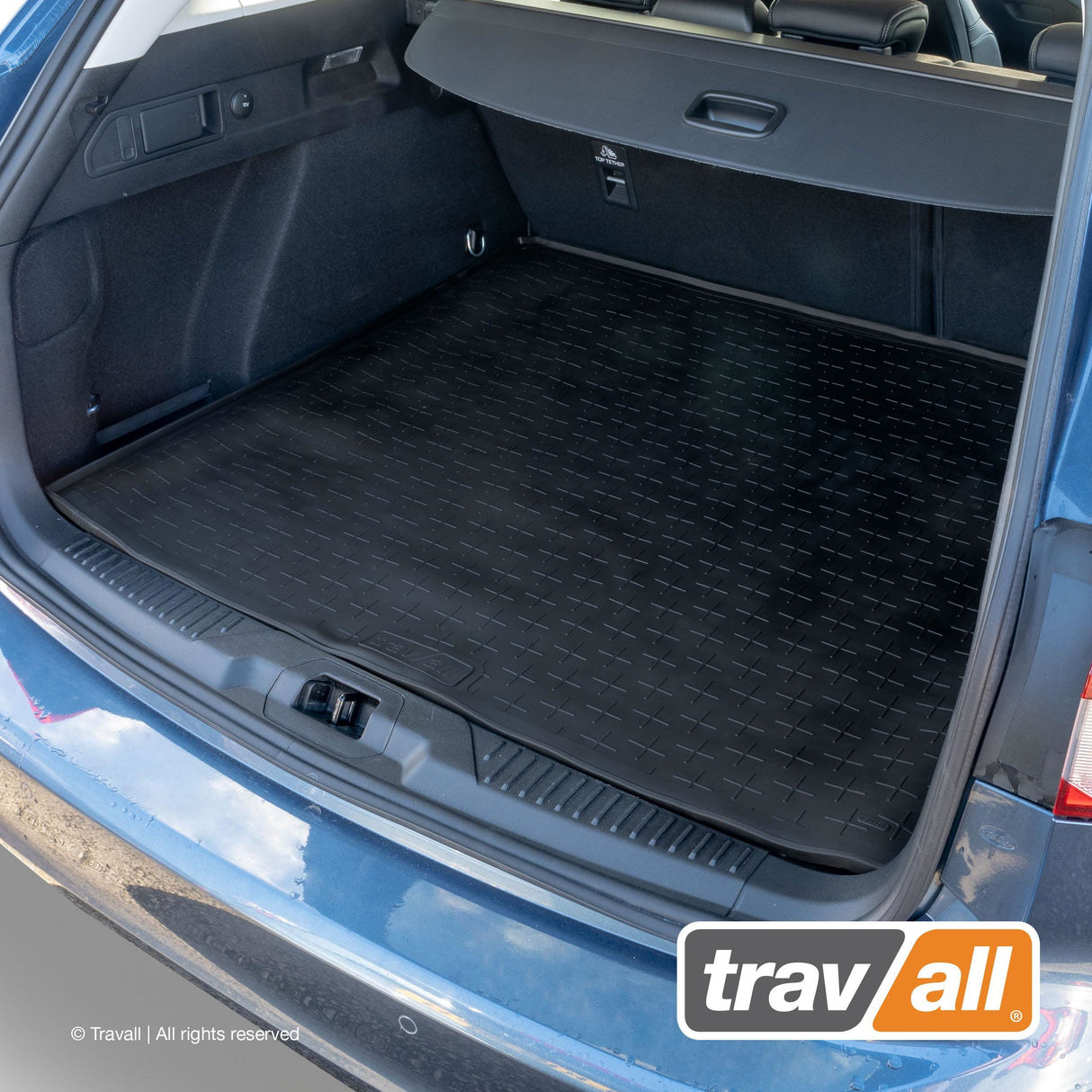 TRAVALL Ford Focus Estate Premium Rubber Boot Mats Liner (2018-Onwards)