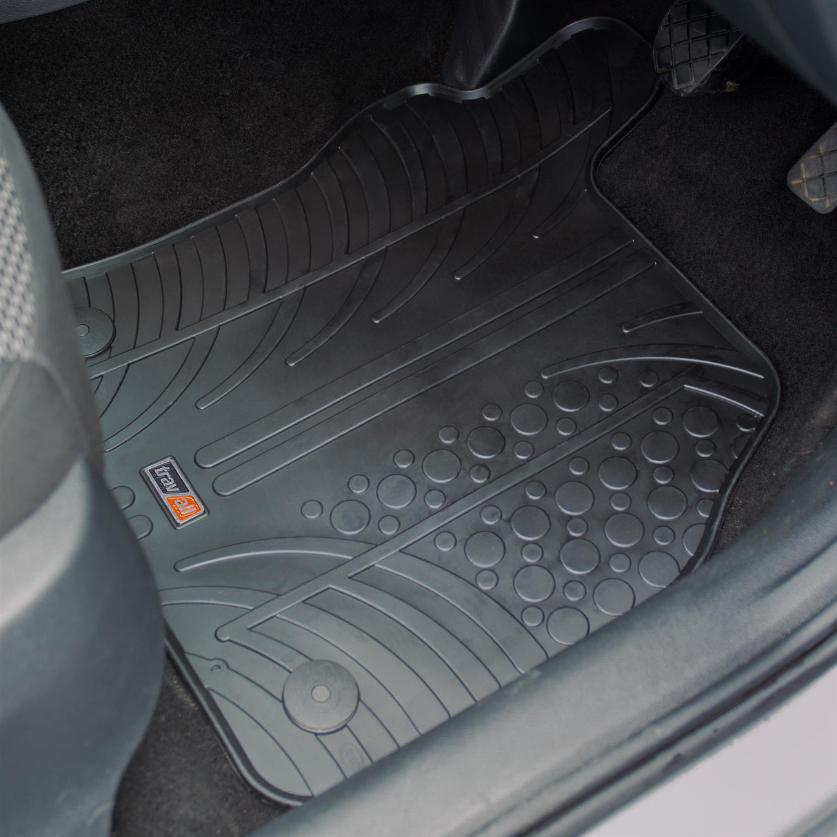 TRAVALL Skoda Octavia Premium Rubber Car Mats (2012-2020)