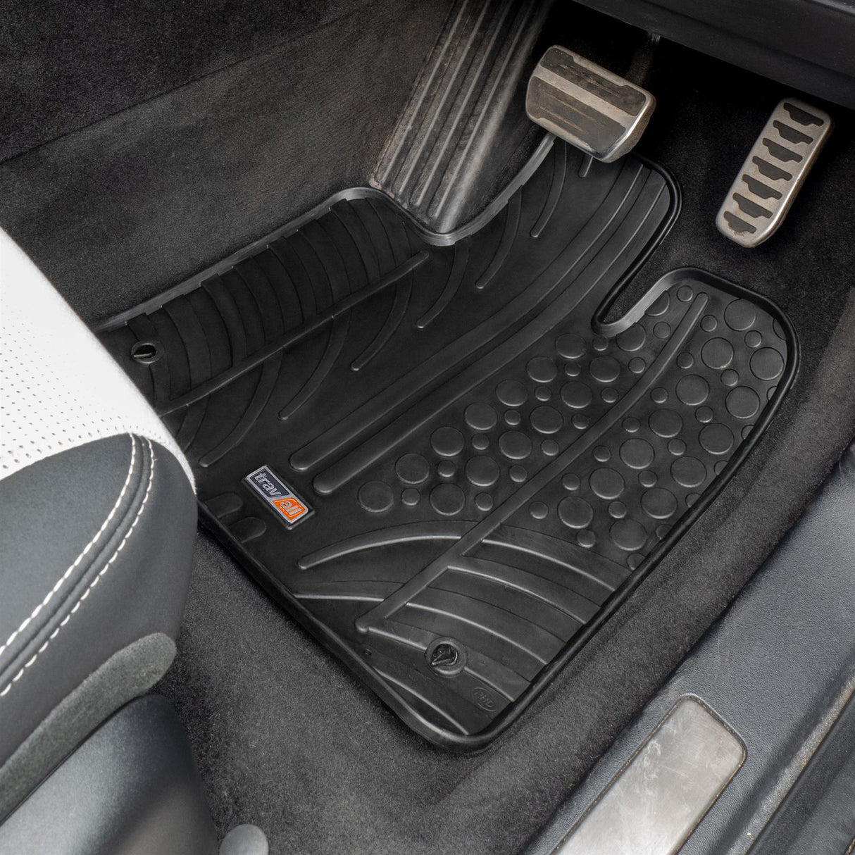 TRAVALL Land Rover Discovery Sport Premium Rubber Car Mats (2019-Onwards)