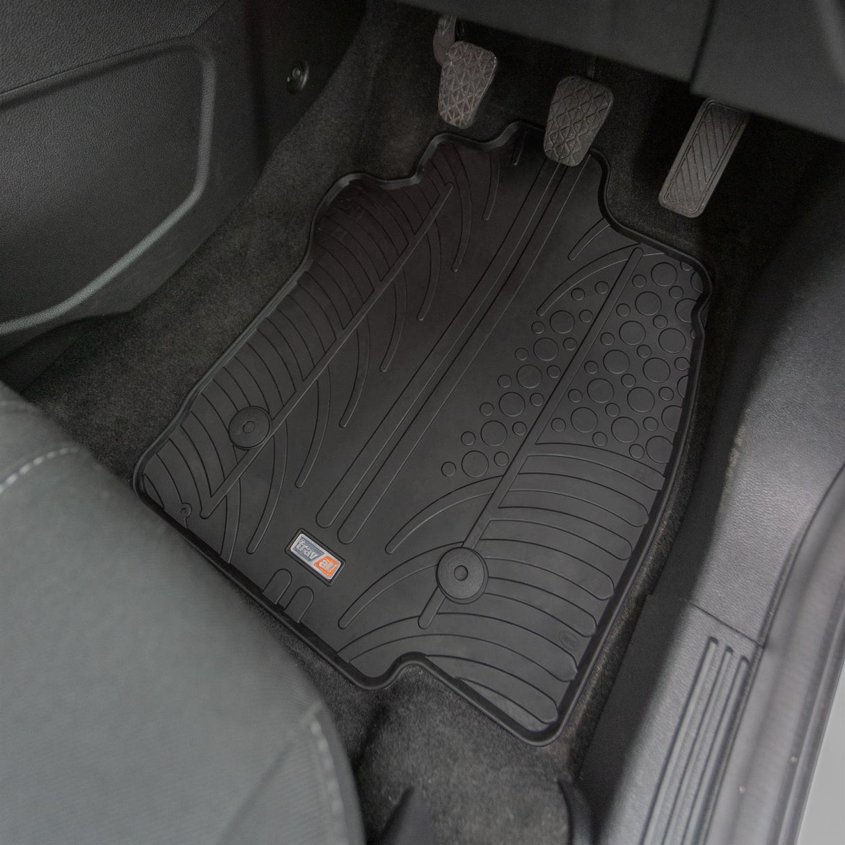 TRAVALL Ford B-Max Premium Rubber Car Mats (2012-2017)