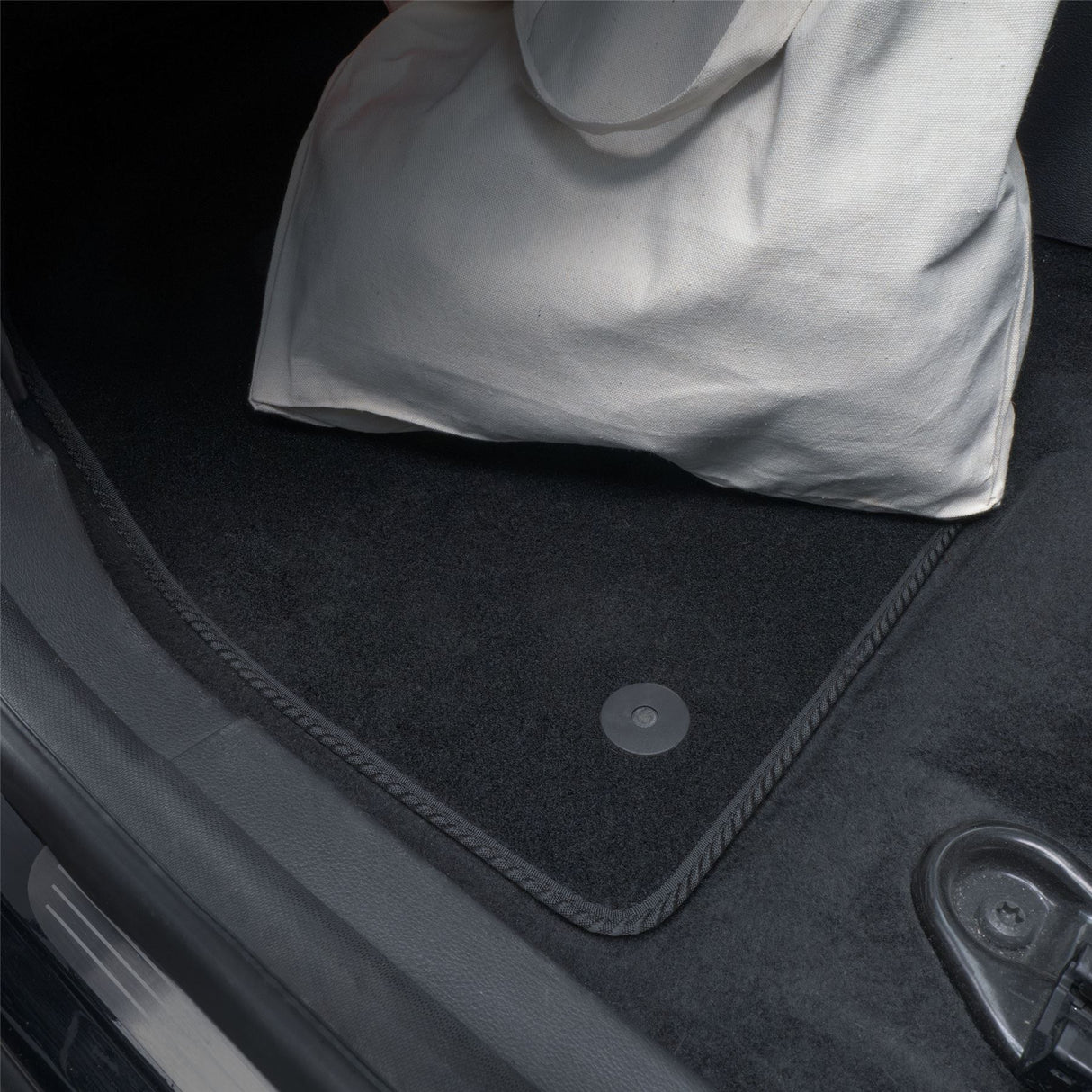 ID.7 Premium Carpet Car Mats (2024+)