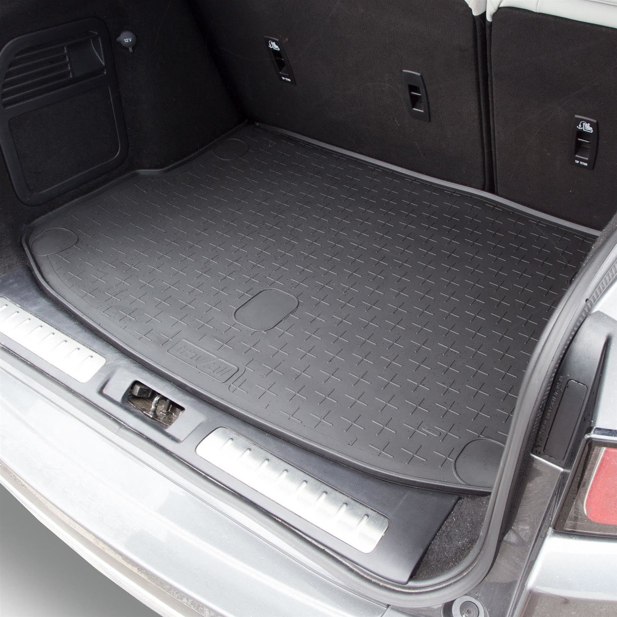 TRAVALL Land Rover Range Rover Evoque Premium Boot Mat Liner (2011-2018)