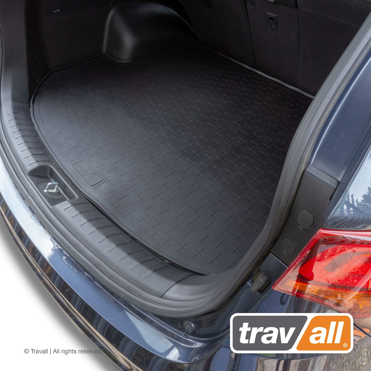 TRAVALL Hyundai Santa Fe [SWB Models Only] Premium Rubber Boot Mats Liner (2012-2018)