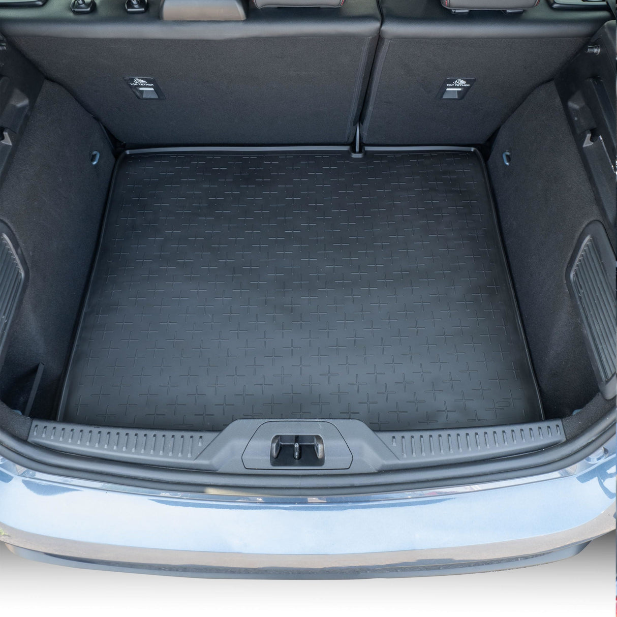 TRAVALL Ford Focus Hatchback Premium Rubber Boot Mats Liner (2018-Onwards)