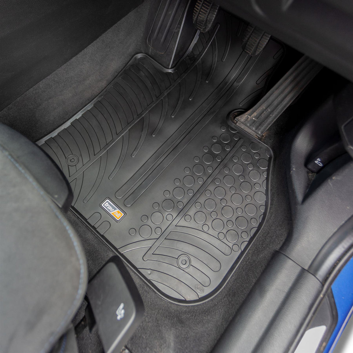 TRAVALL BMW X1 Premium Rubber Car Mats (2015-2022)