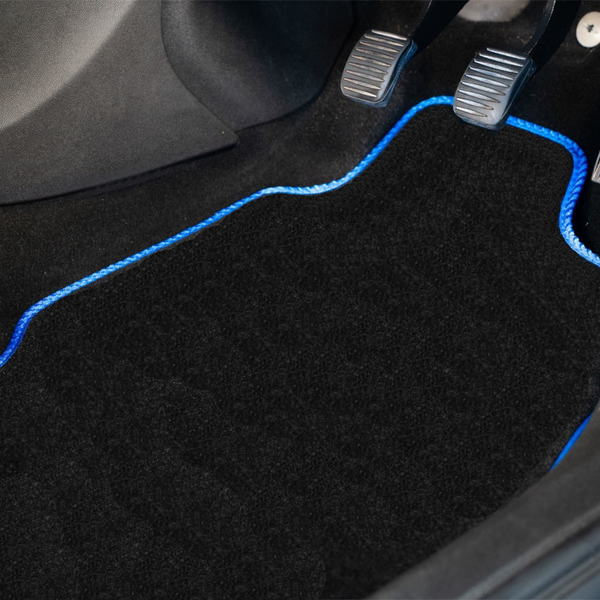 Hyundai Tucson Press-Stud Floor Fixing Car Mats (2015-2021)