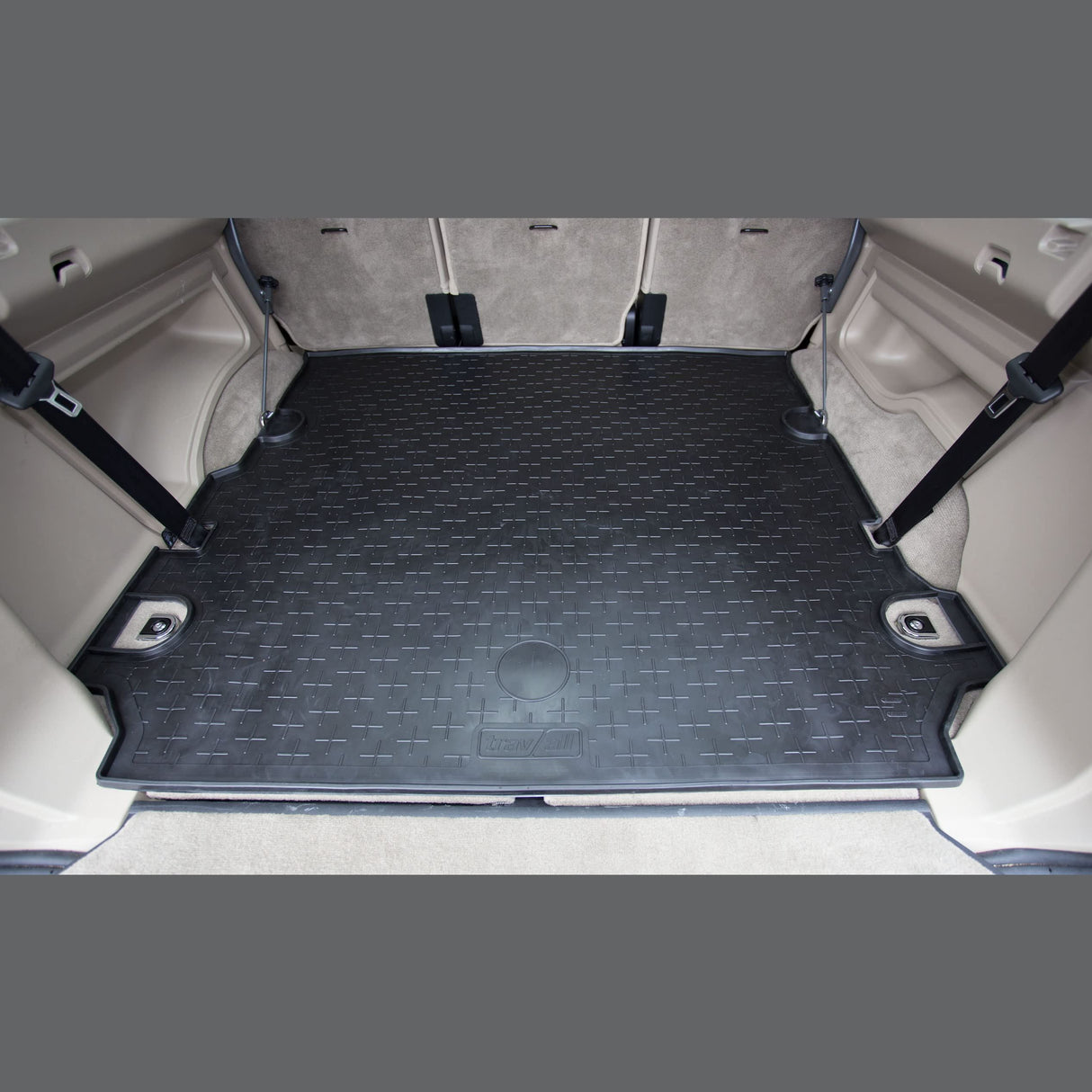 TRAVALL Land Rover Discovery 3 / 4 Premium Rubber Boot Mats Liner (2004-2016)